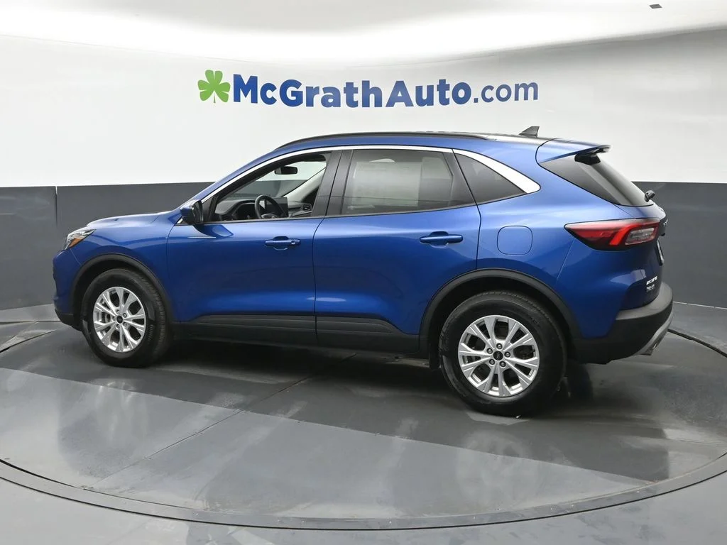 Used 2023 Blue Ford Active image 25