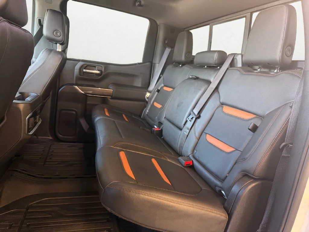 Used 2019 SUMMIT WHITE GMC AT4 image 10