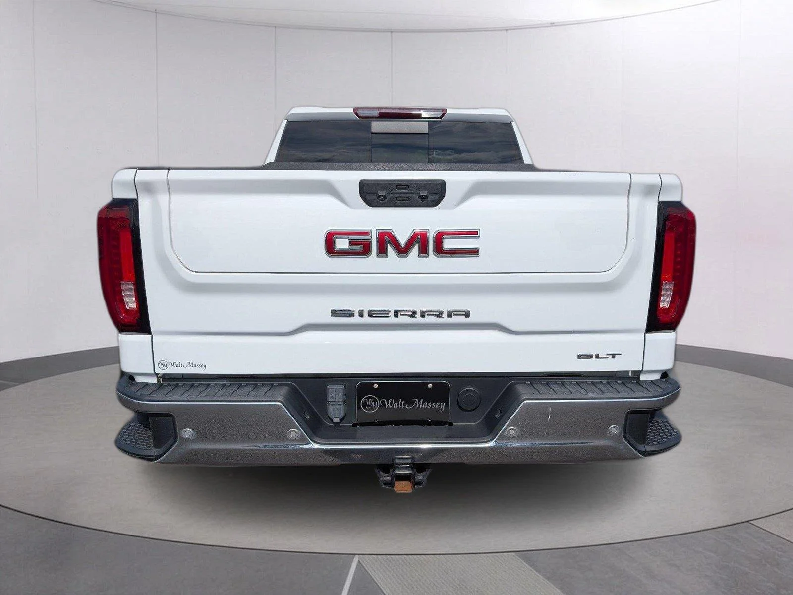 Used 2023 SUMMIT WHITE GMC SLT image 6