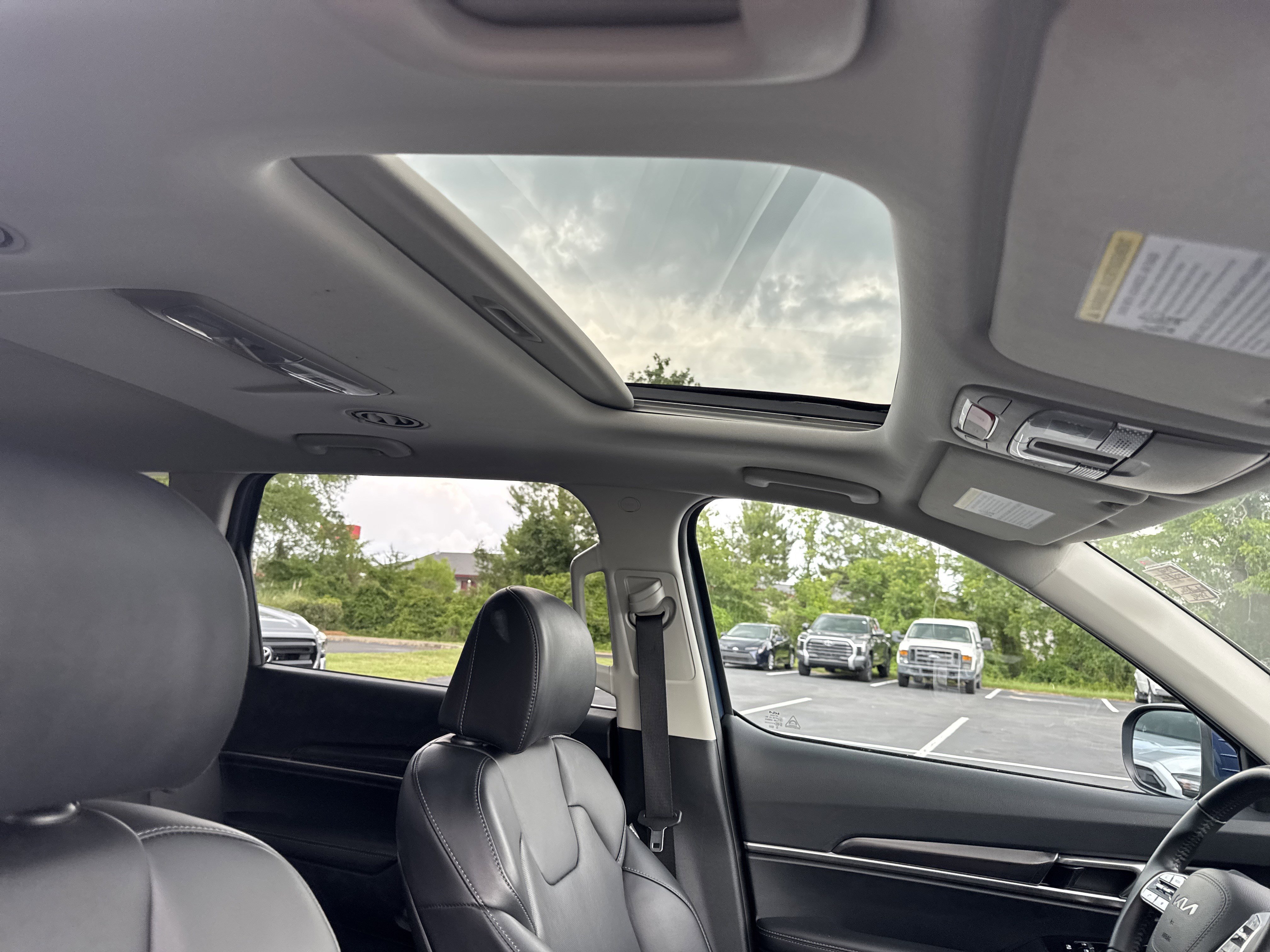 Used 2025 Midnight Lake Blue Kia S image 41