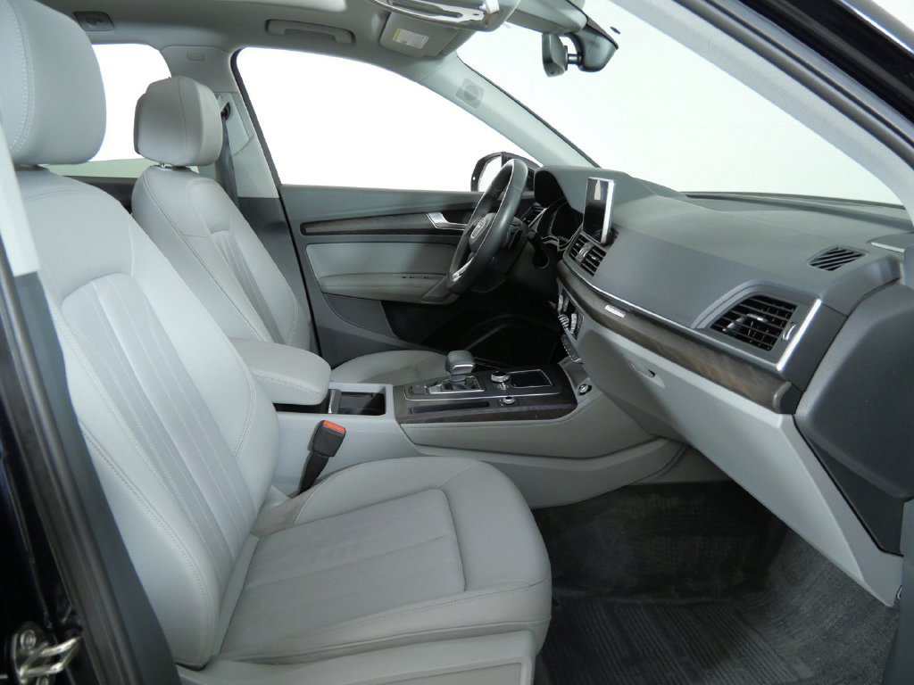 Used 2020 Blue Audi 45 Premium Plus image 20