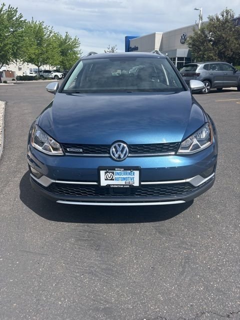 Used 2017 Blue Metallic Volkswagen TSI SE image 10