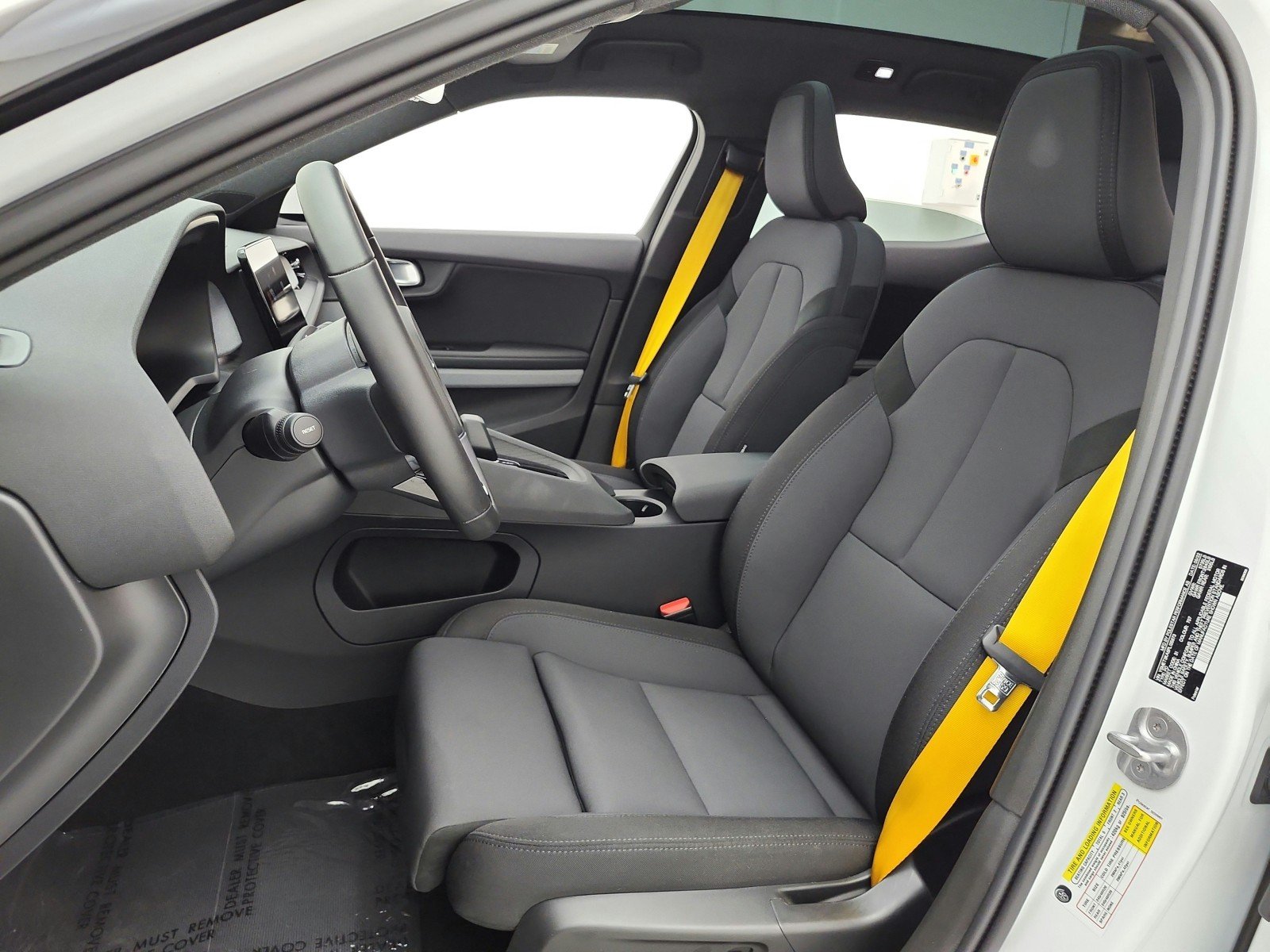 Used 2023 Snow Metallic Polestar Performance Plus image 15