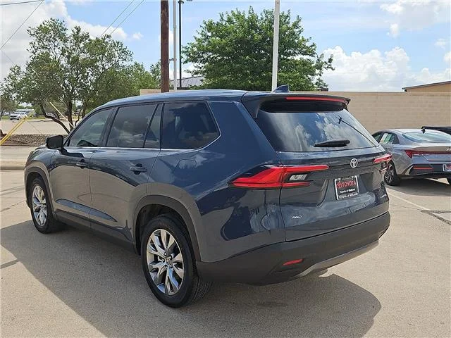 Used 2024 Blueprint Toyota Limited All-Wheel Drive image 2