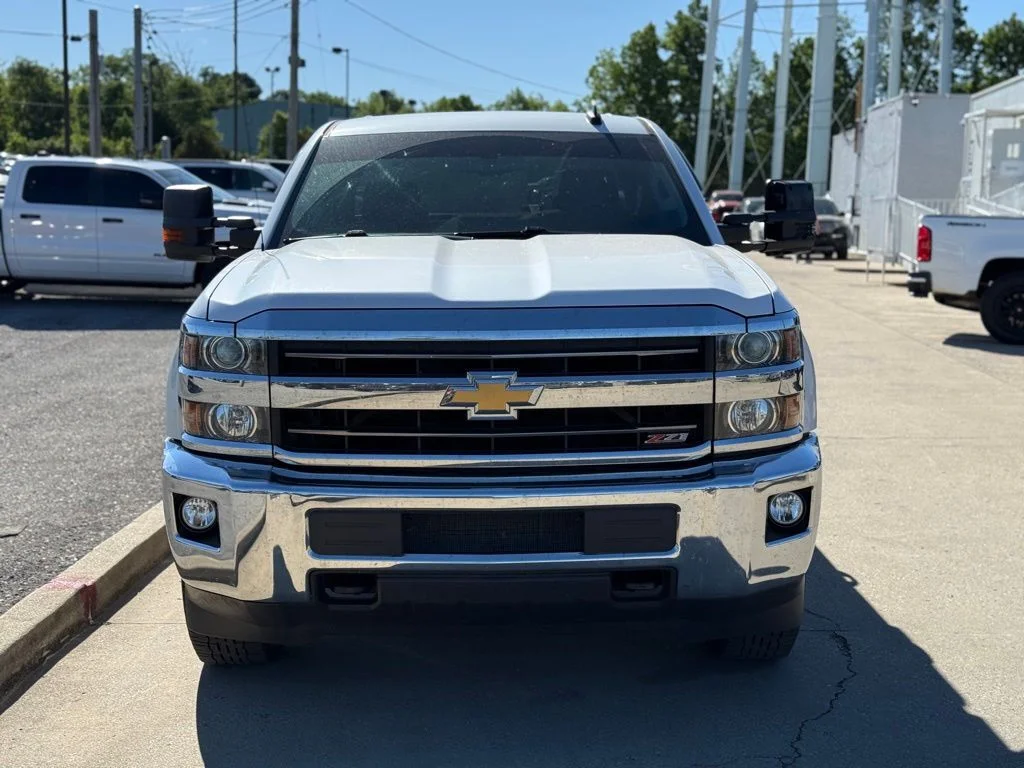 Used 2019 Beige Chevrolet LT image 3
