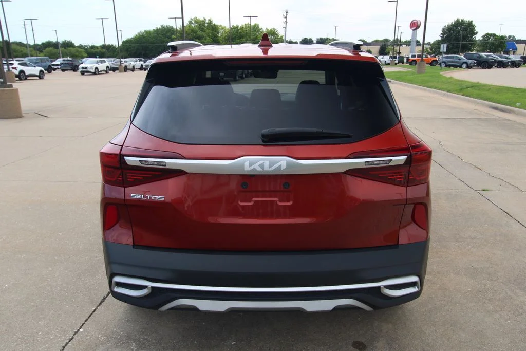 Used 2023 Orange Kia S image 15