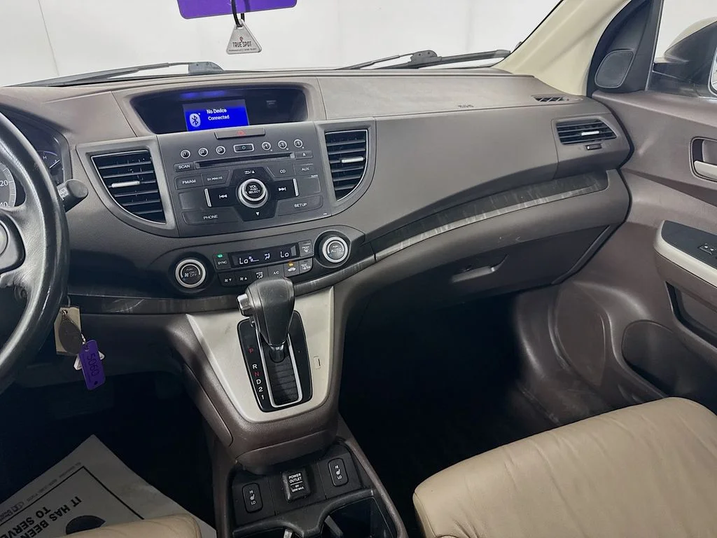 Used 2012 White Honda EX-L image 27