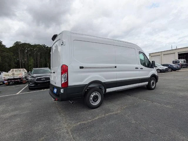 New 2026 Oxford White Ford Base image 34