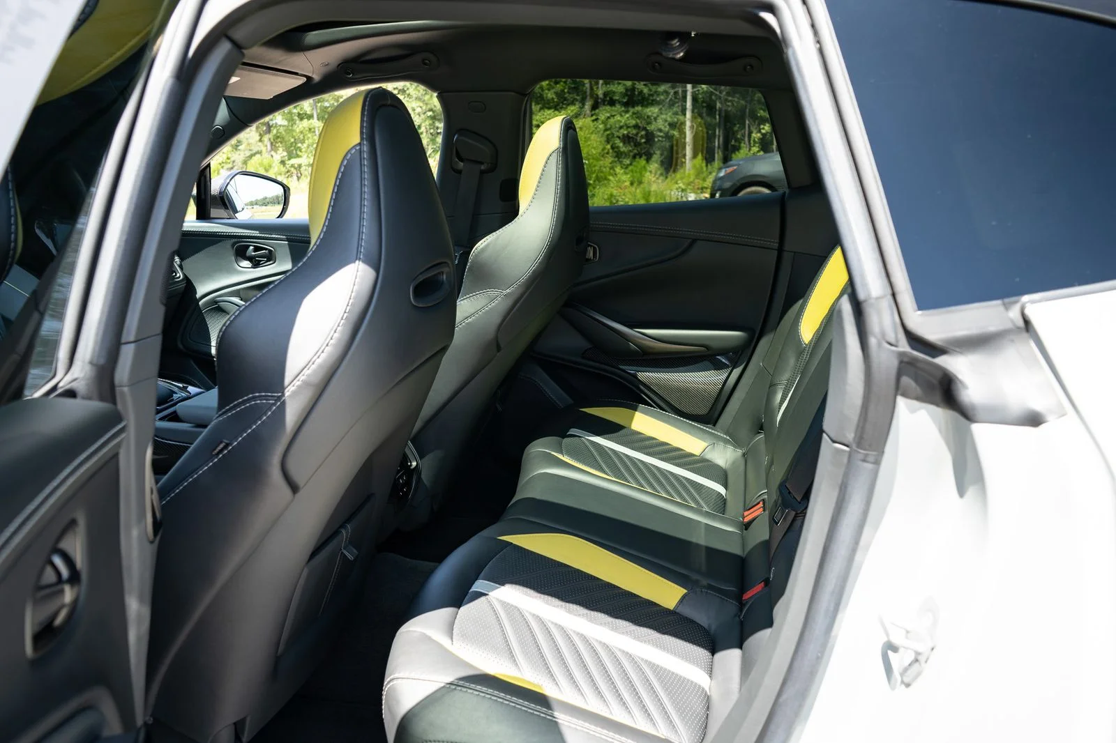 Used 2023 Silver Aston Martin 707 image 45
