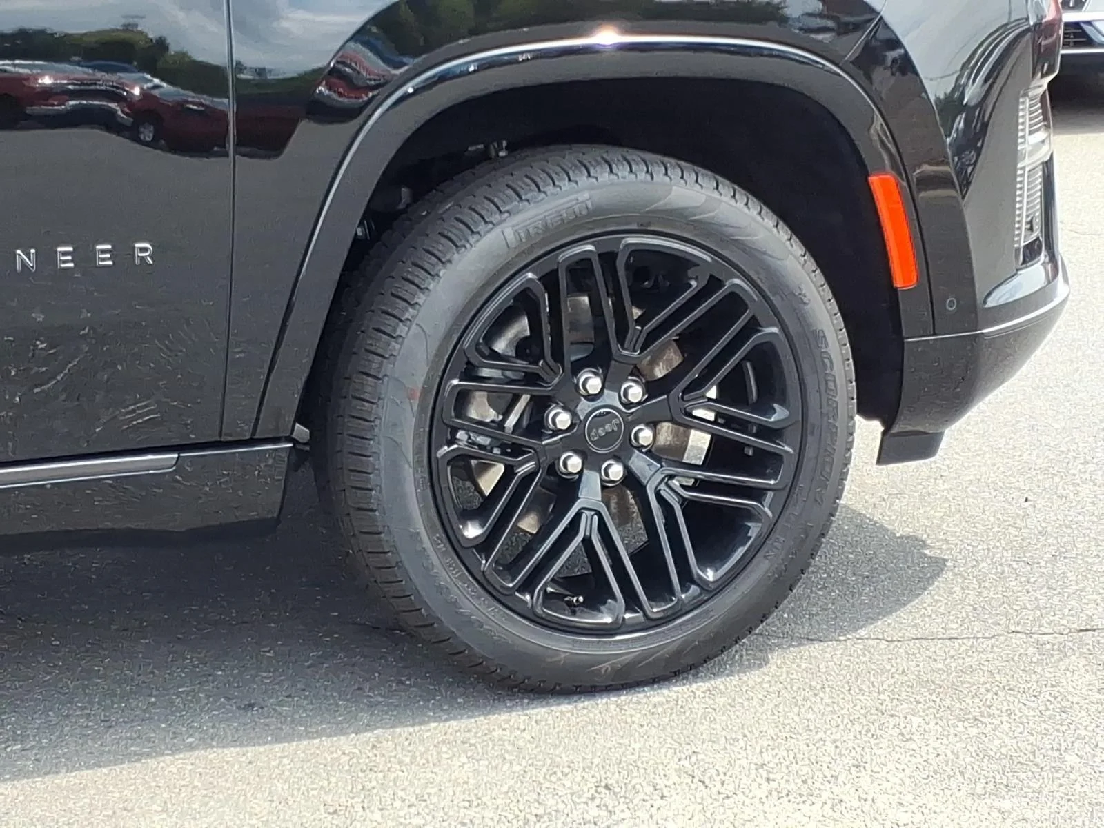 New 2026 High Gloss Black Jeep Limited Reserve image 15