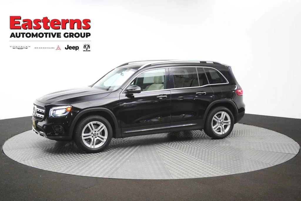 Used 2021 Black Mercedes-Benz GLB 250 image 54