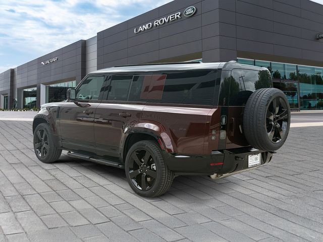 New 2026 Sedona Red Land Rover X-Dynamic SE image 3