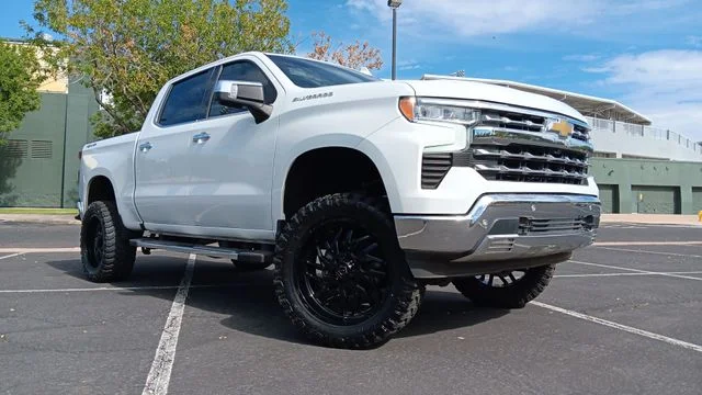 Used 2023 White Chevrolet LTZ image 11