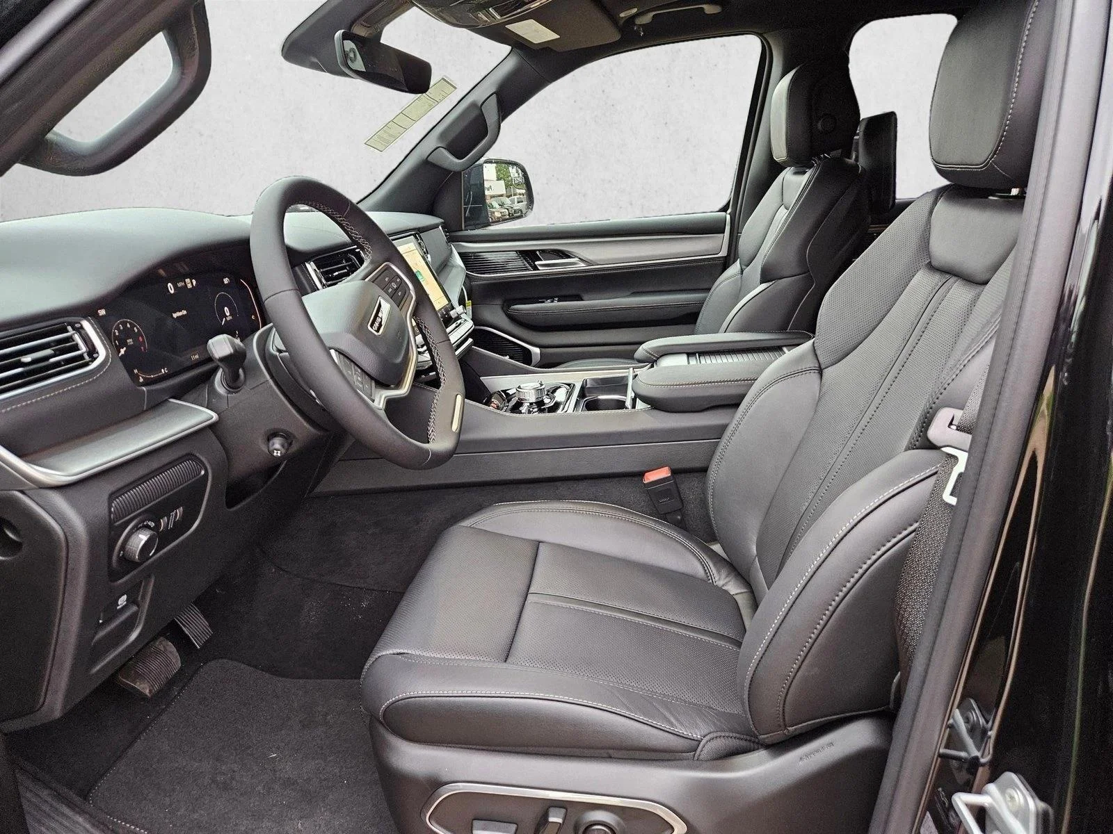 New 2026 High Gloss Black Jeep Limited Reserve image 14