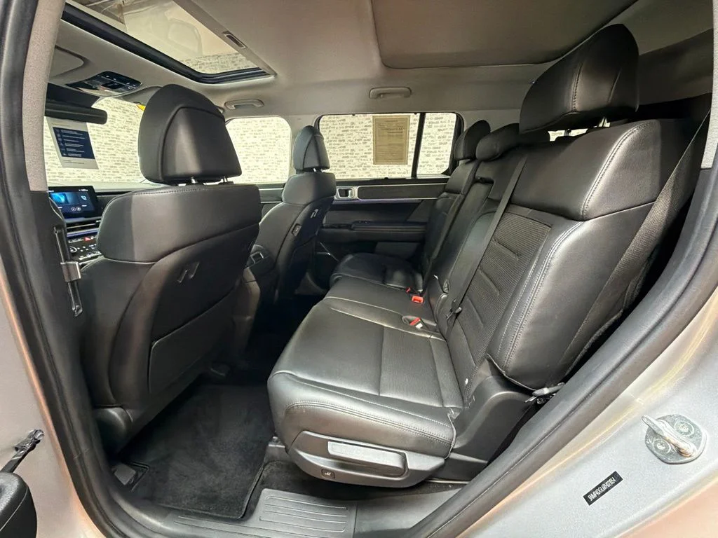 Used 2024 Shimmering Silver Hyundai Limited image 16