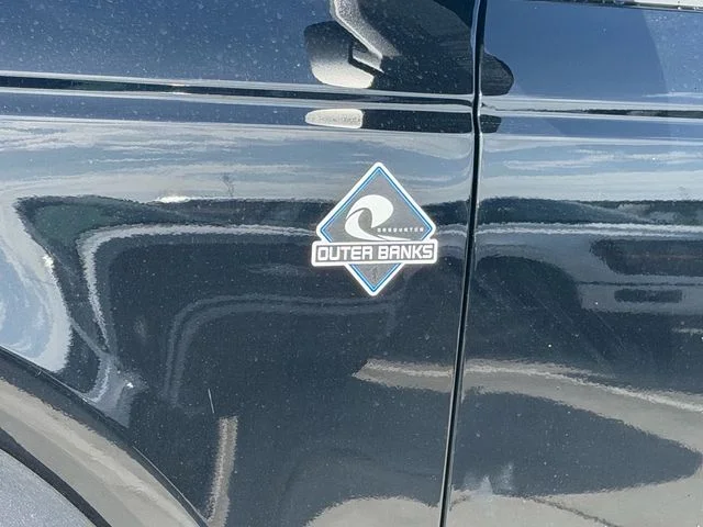 New 2026 Shadow Black Ford Outer Banks® image 5