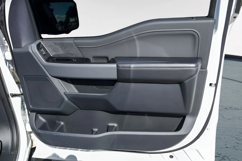 Used 2025 White Ford XLT image 24