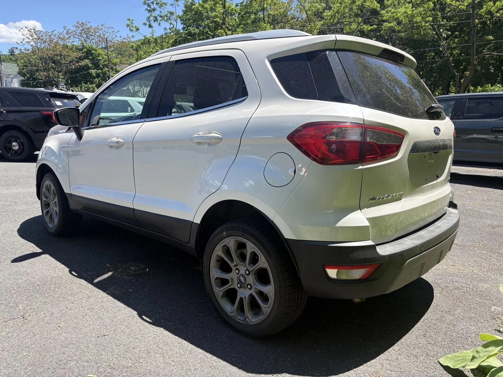 Used 2018 White Platinum Metallic Tri-Coat Ford Titanium image 6