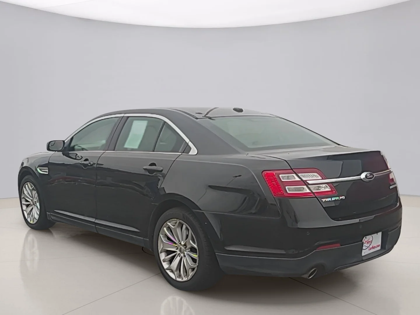 Used 2013 Black Ford LIMITED image 3