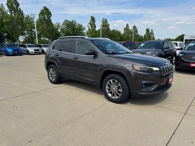 2019 Jeep Cherokee Latitude Plus 4X4's photo