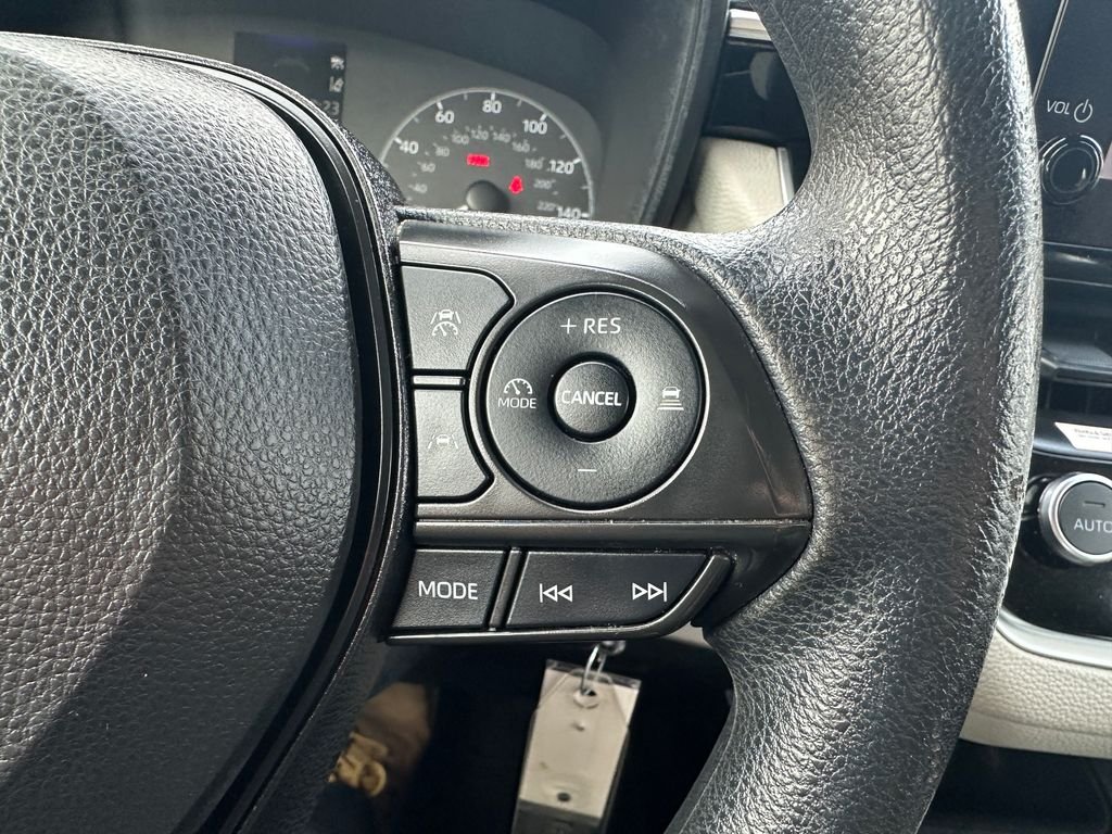 Used 2024  Toyota LE image 20
