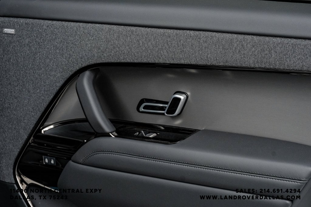 New 2026 Carpathian Gray Land Rover SE image 51