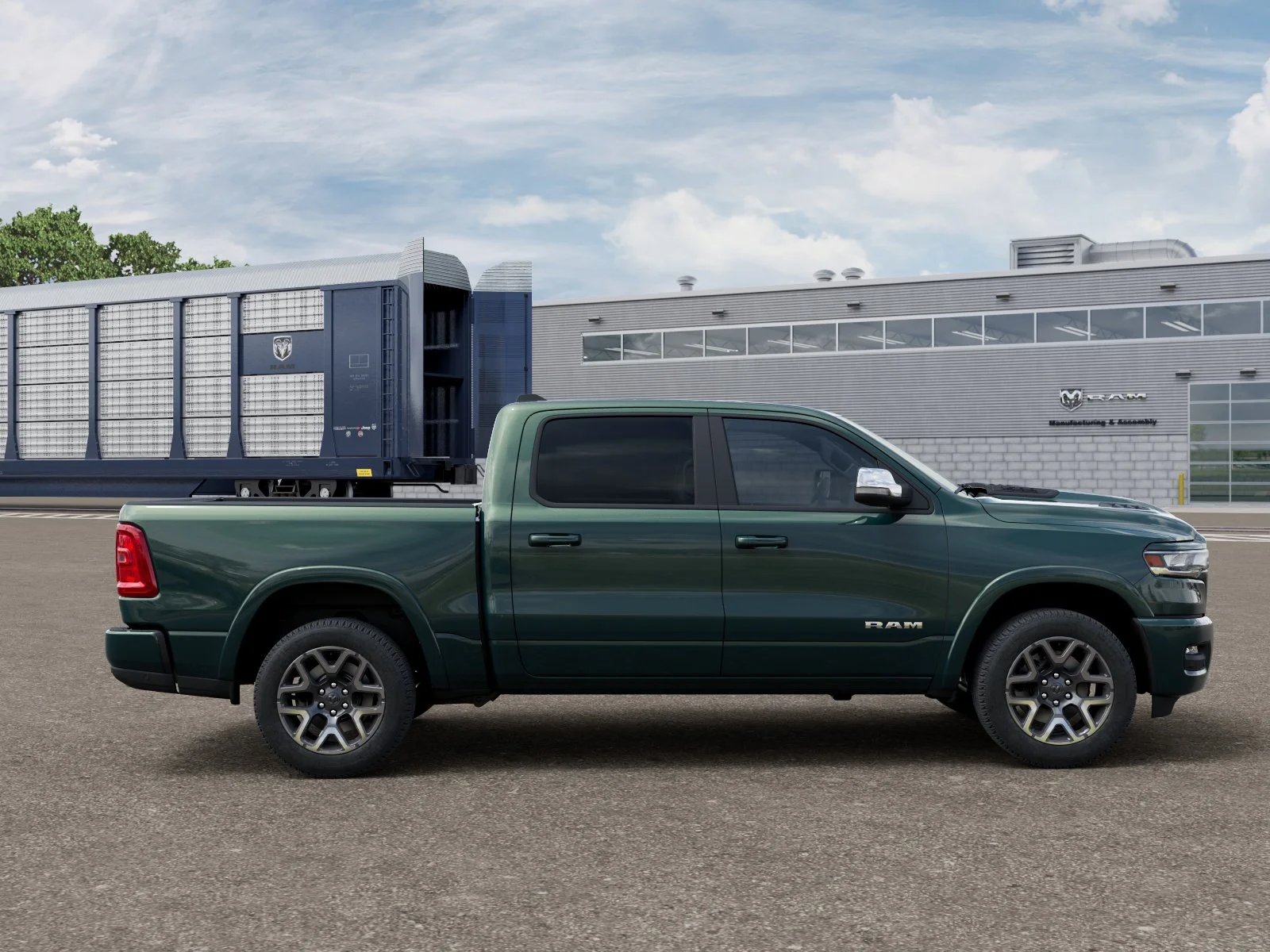New 2026 Serrano-Green Metallic Exterior Paint RAM Laramie image 30