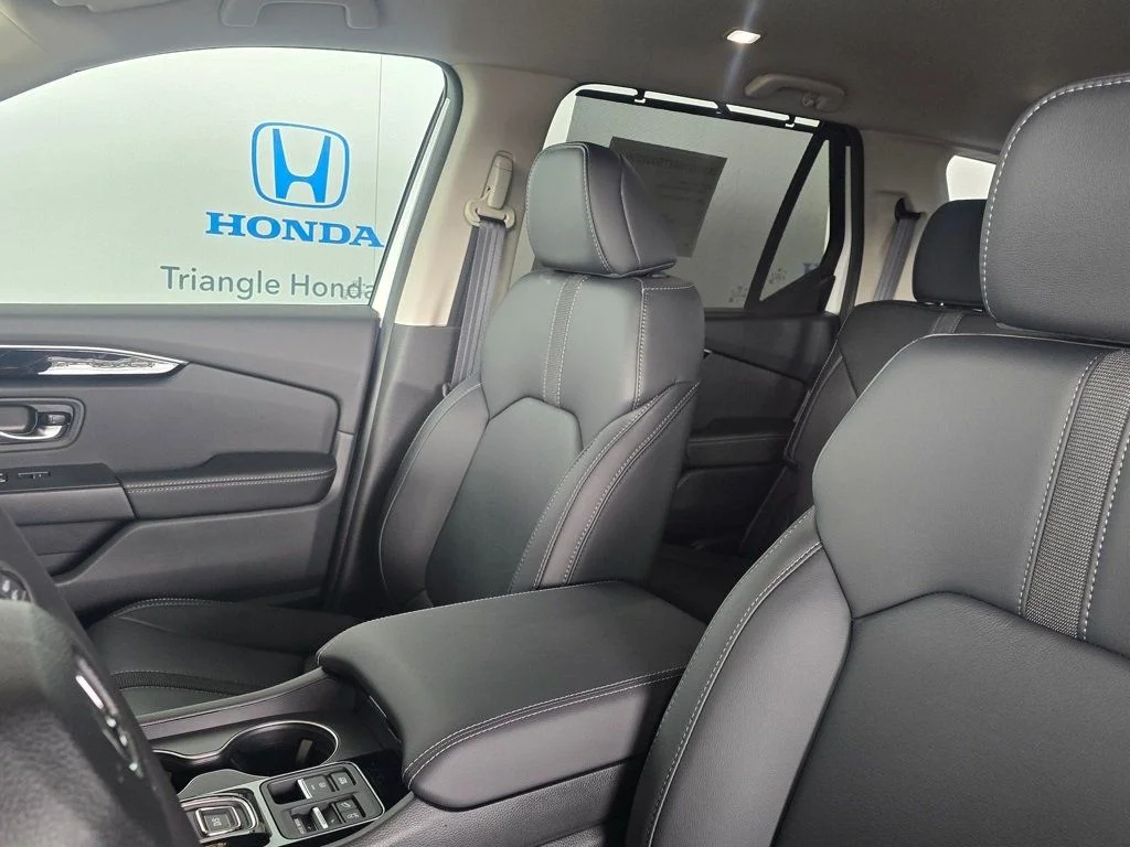 New 2026 White Honda EX-L image 18