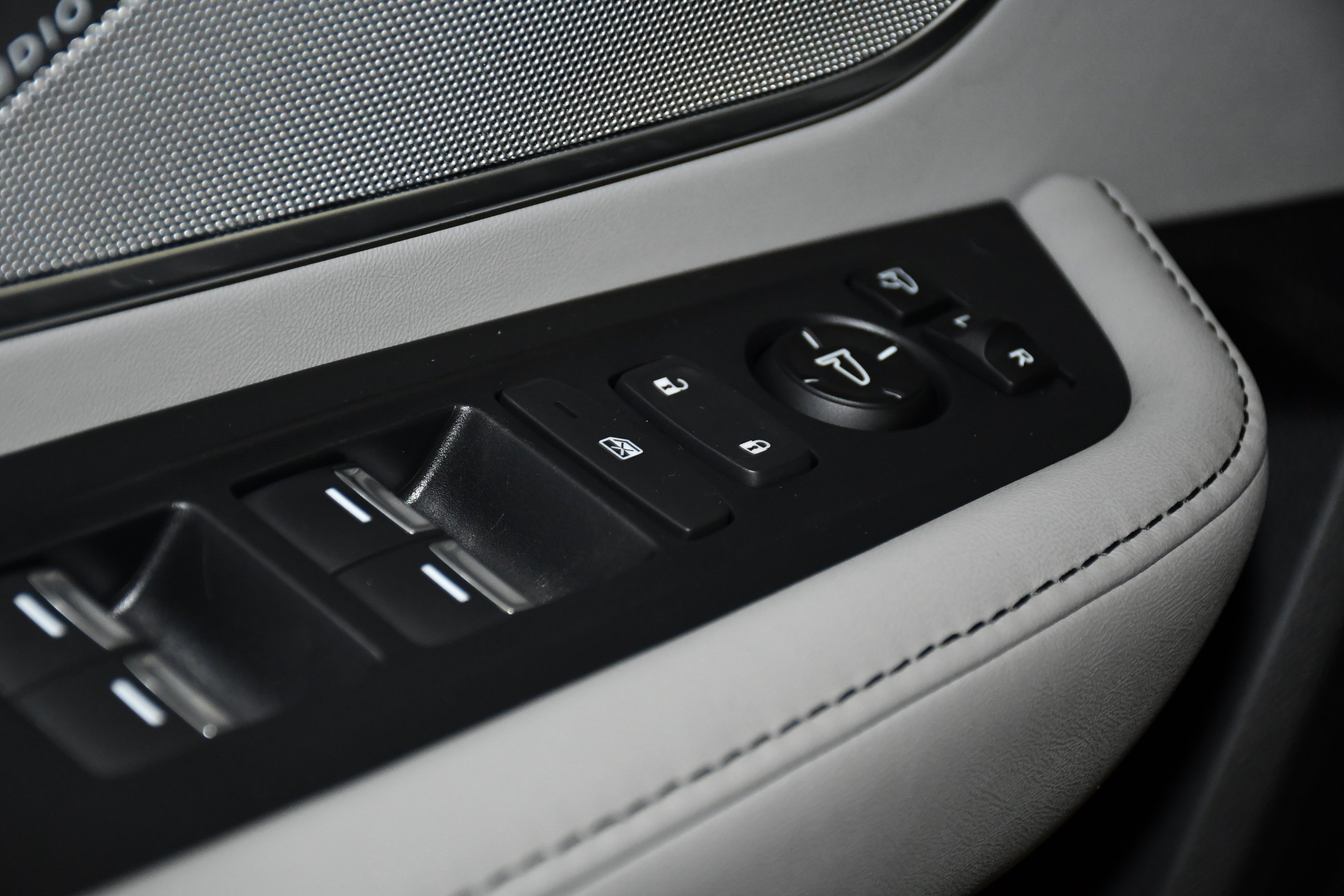 2024 Acura RDX Advance Package - Photo 32