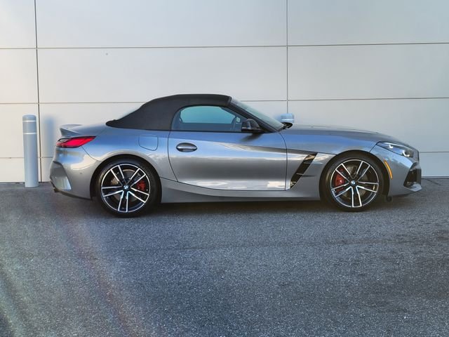 Used 2023 Skyscraper Gray Metallic BMW sDrive30i image 5