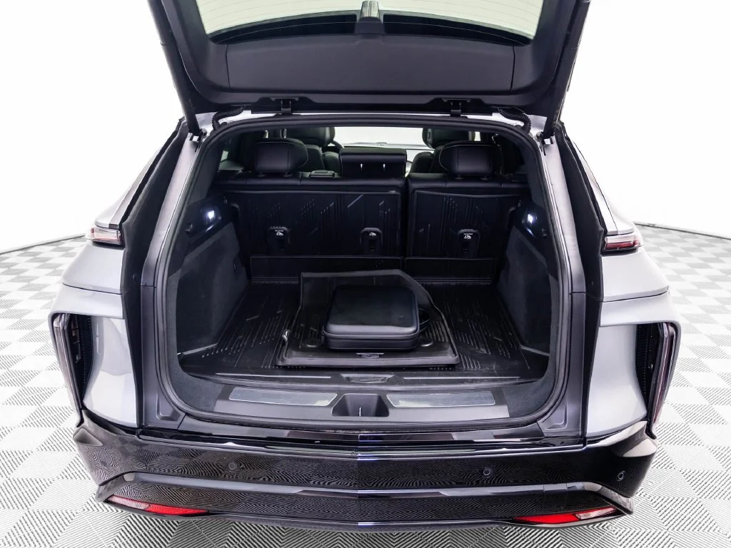 Used 2024 Silver Cadillac Sport image 33