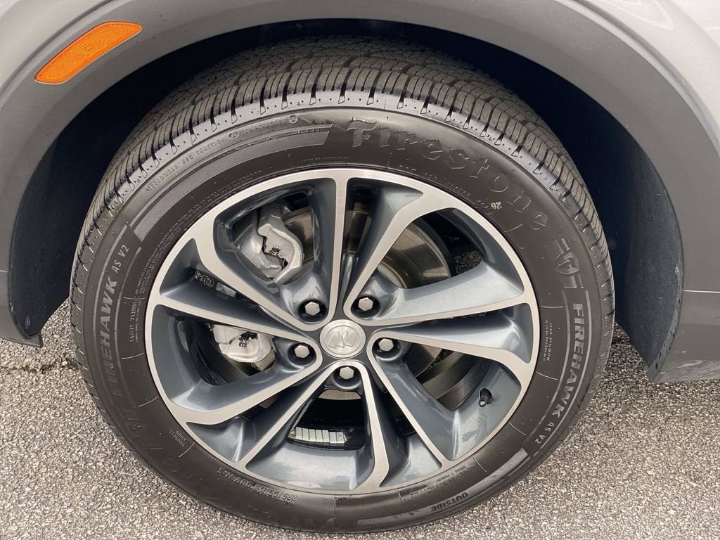 Used 2023 Moonstone Gray Metallic Buick Select image 11