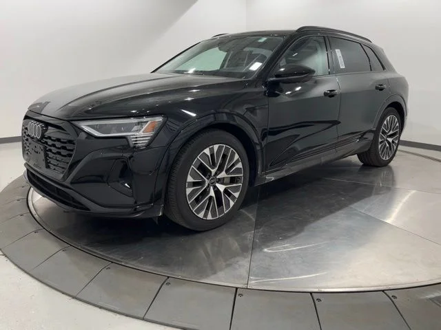 2024 Audi Q8 e-tron 55 114 kWh Prestige quattro's photo