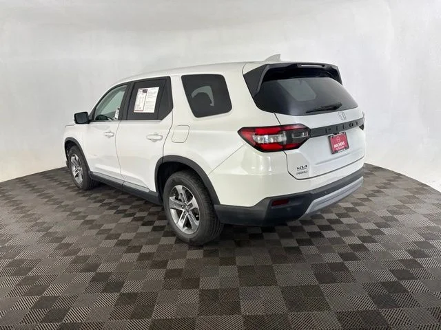 Used 2023 White Honda EX-L image 7