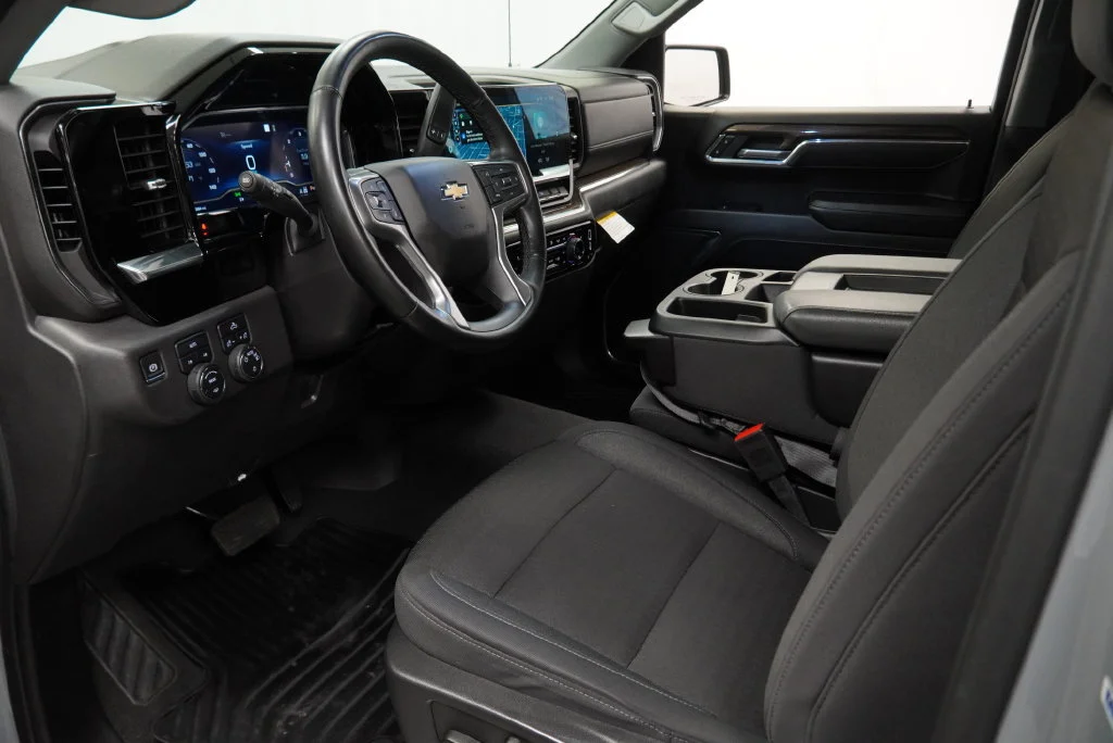 2024 Chevrolet Silverado 1500 LT - Photo 16