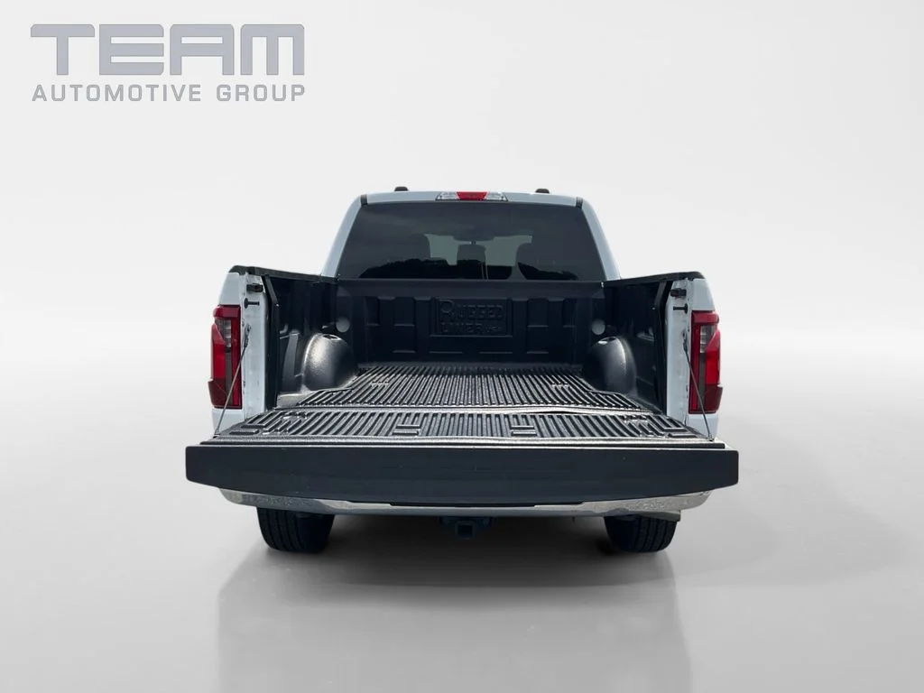 Used 2025 White Ford XLT image 14