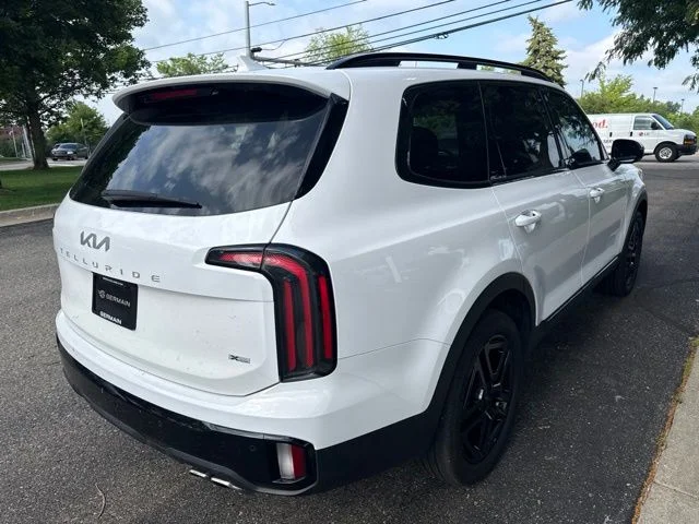 Used 2024 White Kia SX-Prestige X-Line image 8