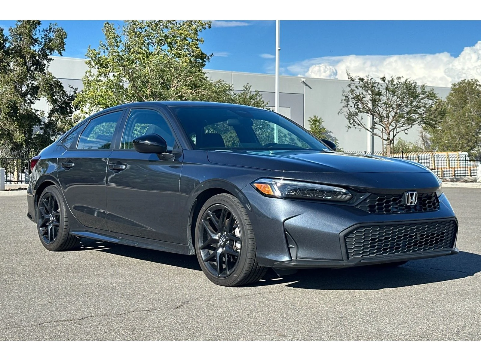 Used 2025 Meteorite Gray Metallic Honda Sport image 8