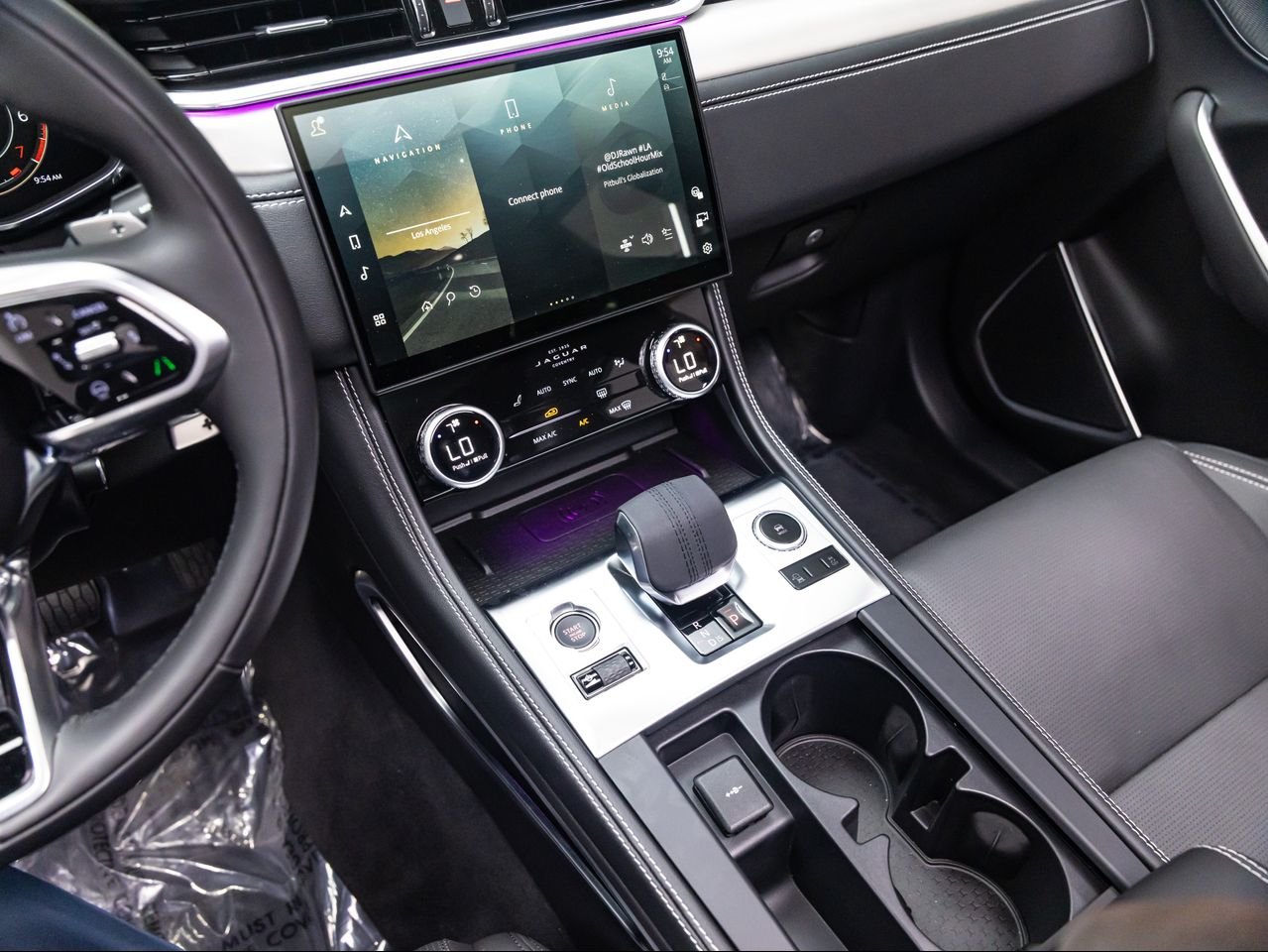 2026 Jaguar F-Pace R-Dynamic S - Photo 26