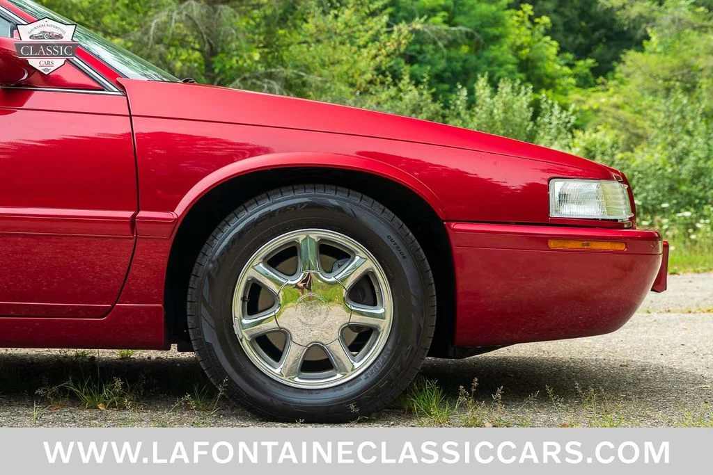 Used 2000 Red Cadillac ETC image 40