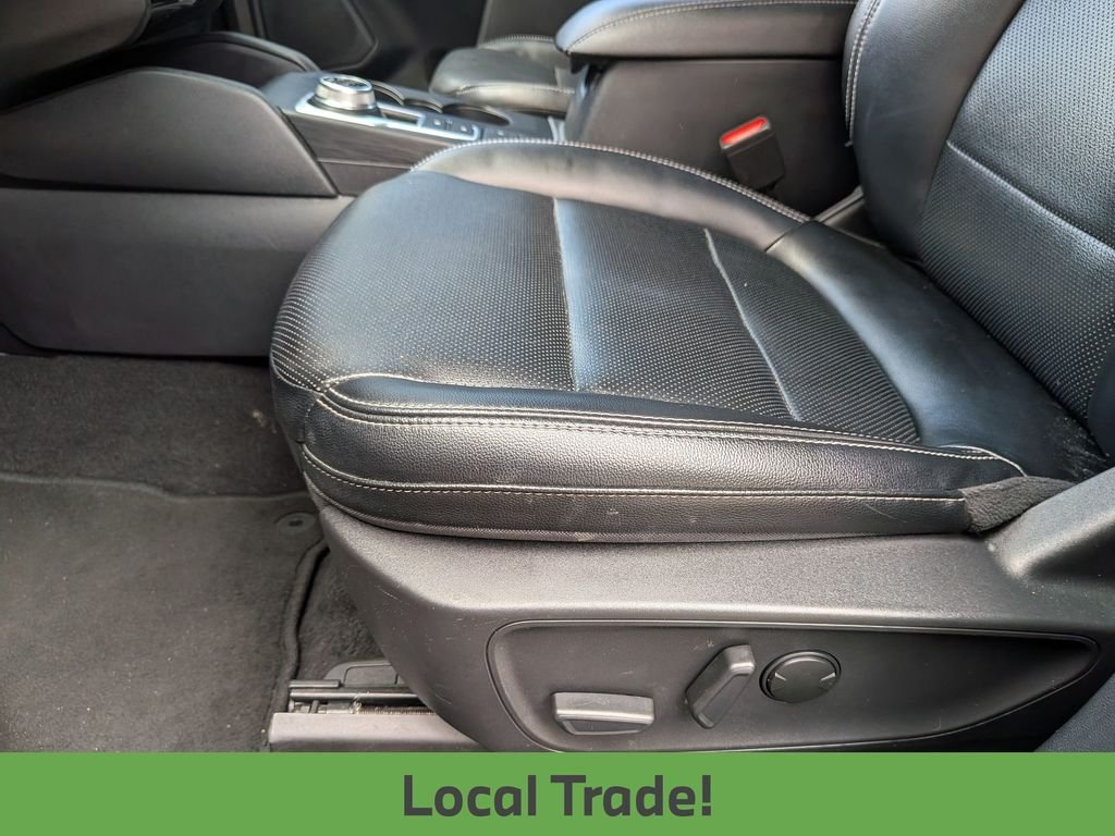 Used 2022 Blue Metallic Ford SEL image 16