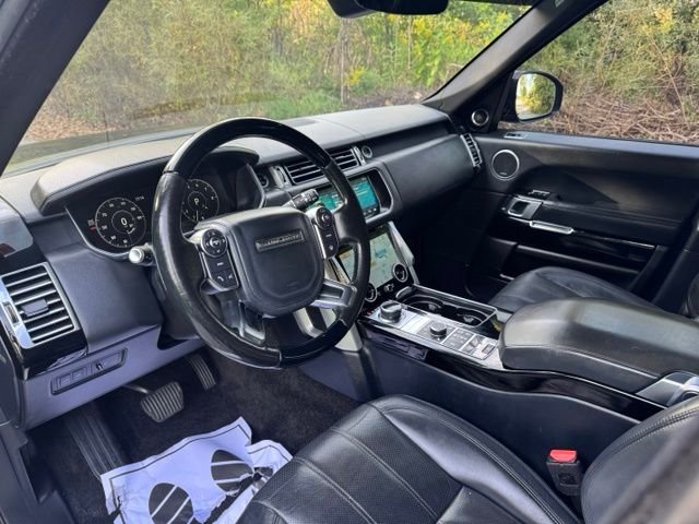 Used 2017 Farallon Black Metallic Land Rover 3.0L V6 Supercharged HSE image 9