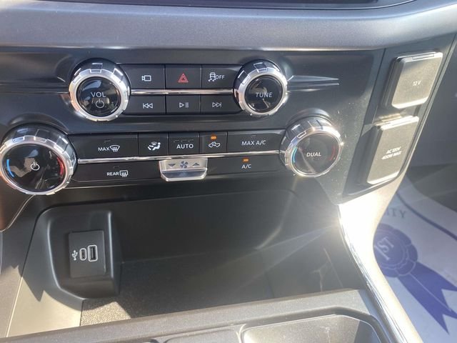 New 2026 Ruby Red Metallic Tinted Clearcoat Ford XLT image 17