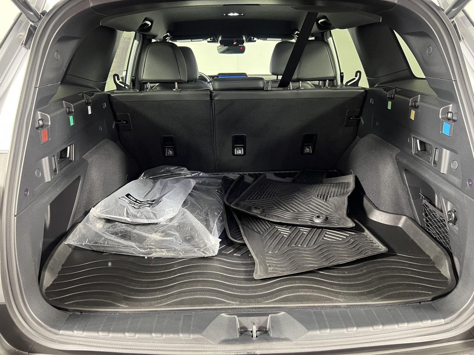 New 2026 Ice Silver Metallic Subaru Premium image 19