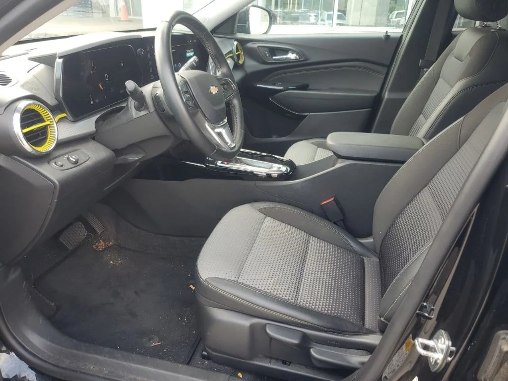 Used 2024 Black Chevrolet LT image 12