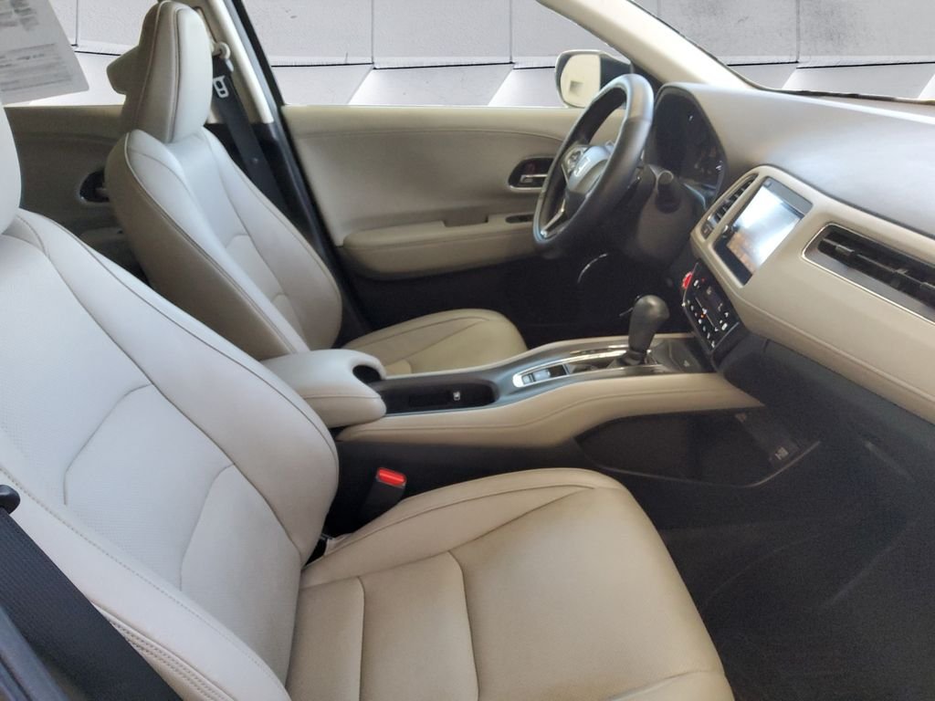 Used 2019  Honda EX-L image 13