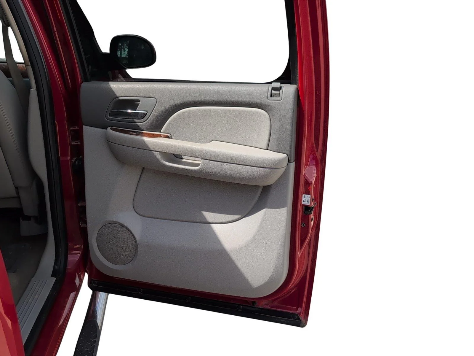 Used 2008 VICTORY RED Chevrolet LTZ image 18
