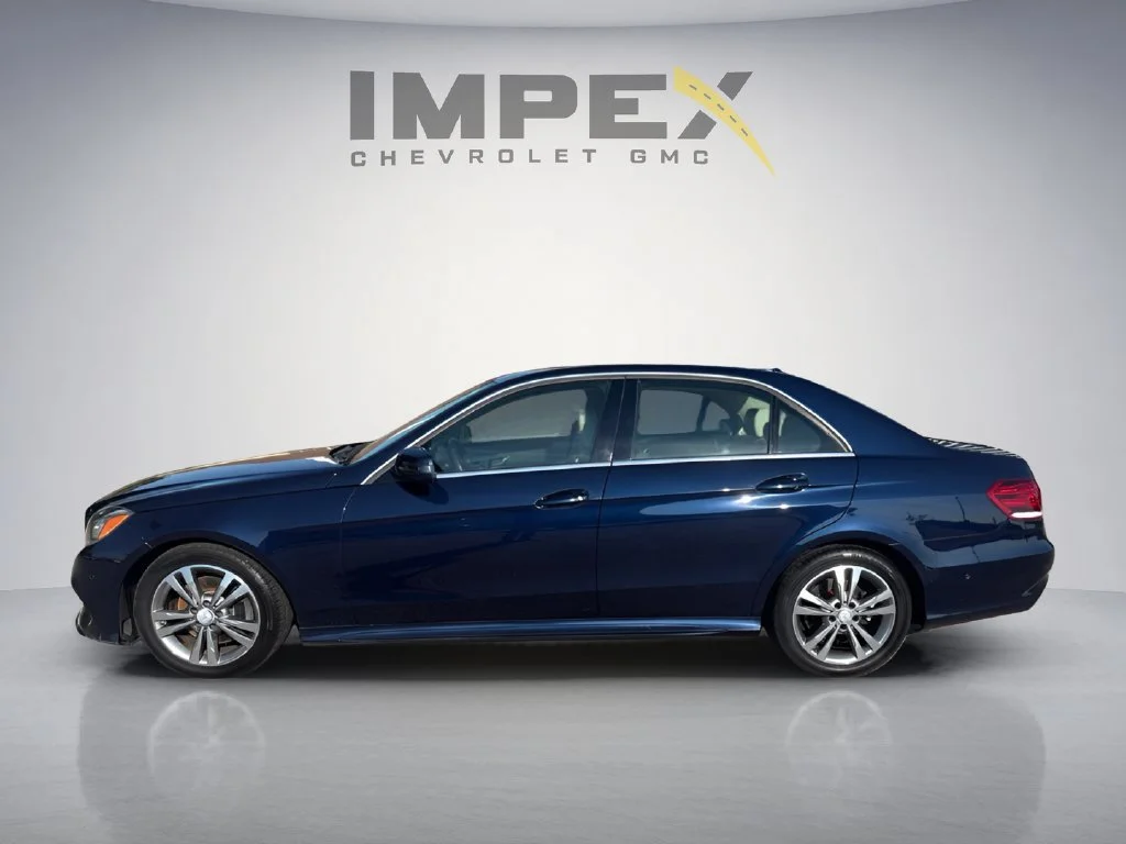 Used 2014  Mercedes-Benz E 350 Luxury image 2