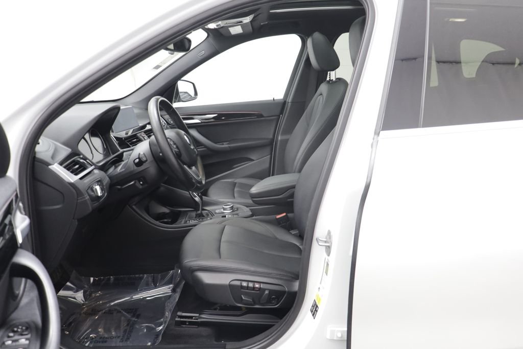 Used 2021 Mineral White Metallic BMW xDrive28i image 5