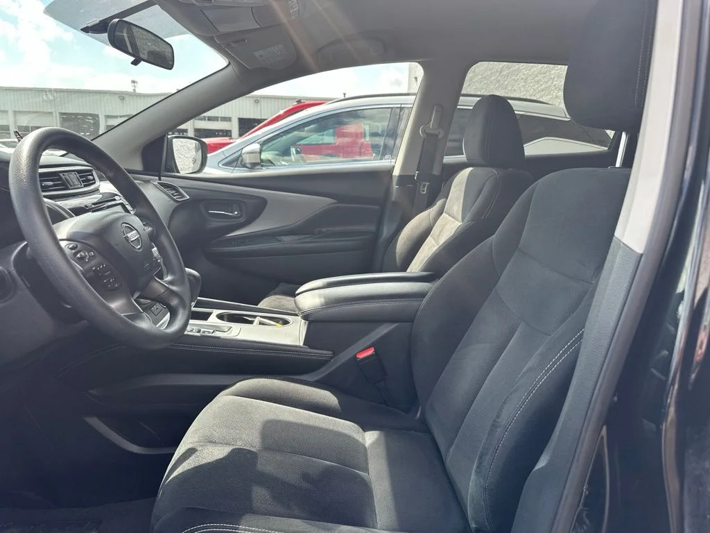 Used 2020 Black Nissan S image 6
